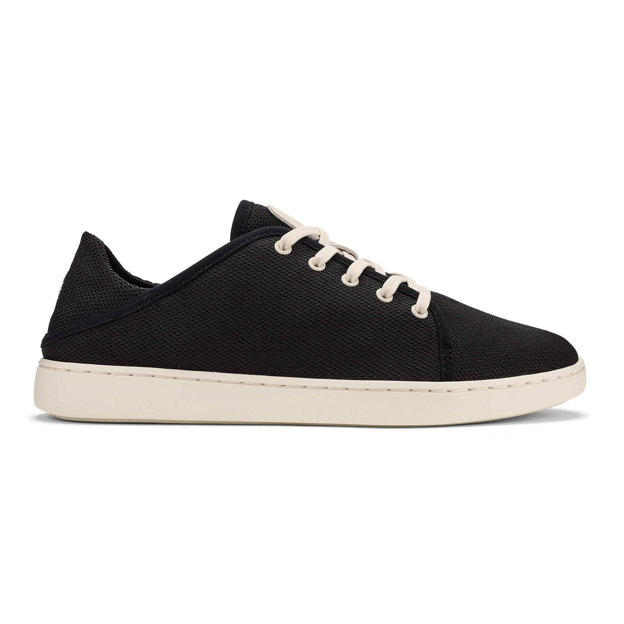 OluKai Pehuea Lī Women's Sneakers Black / White Sand OluKai