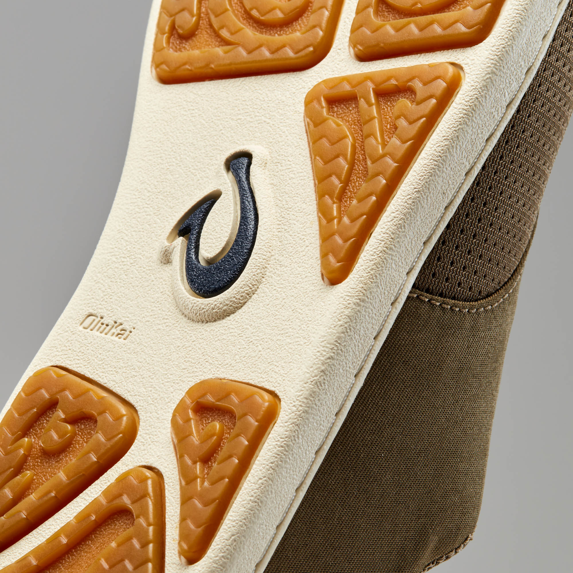 Nohea Moku Men's Sneakers - Clay / Tapa | OluKai – OluKai Canada