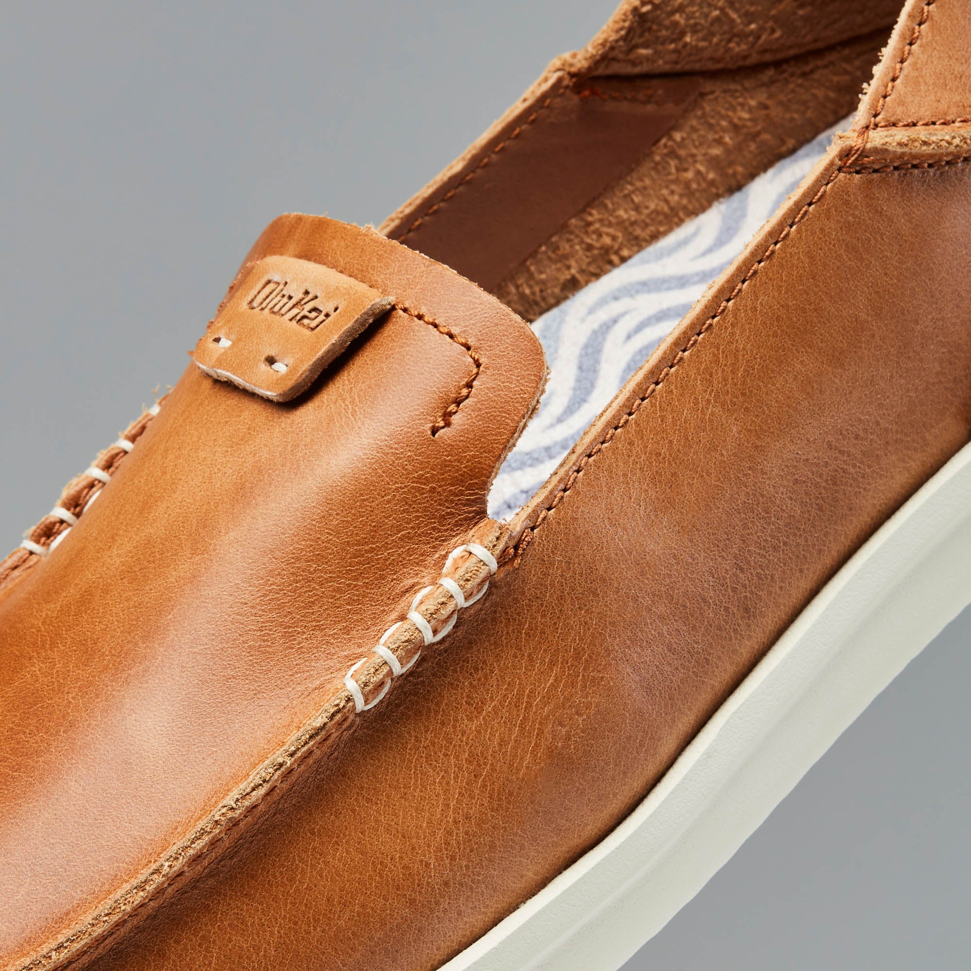 The Ultimate Guide to Men's Leather Slip-On Shoes: Style, Comfort, and Versatility