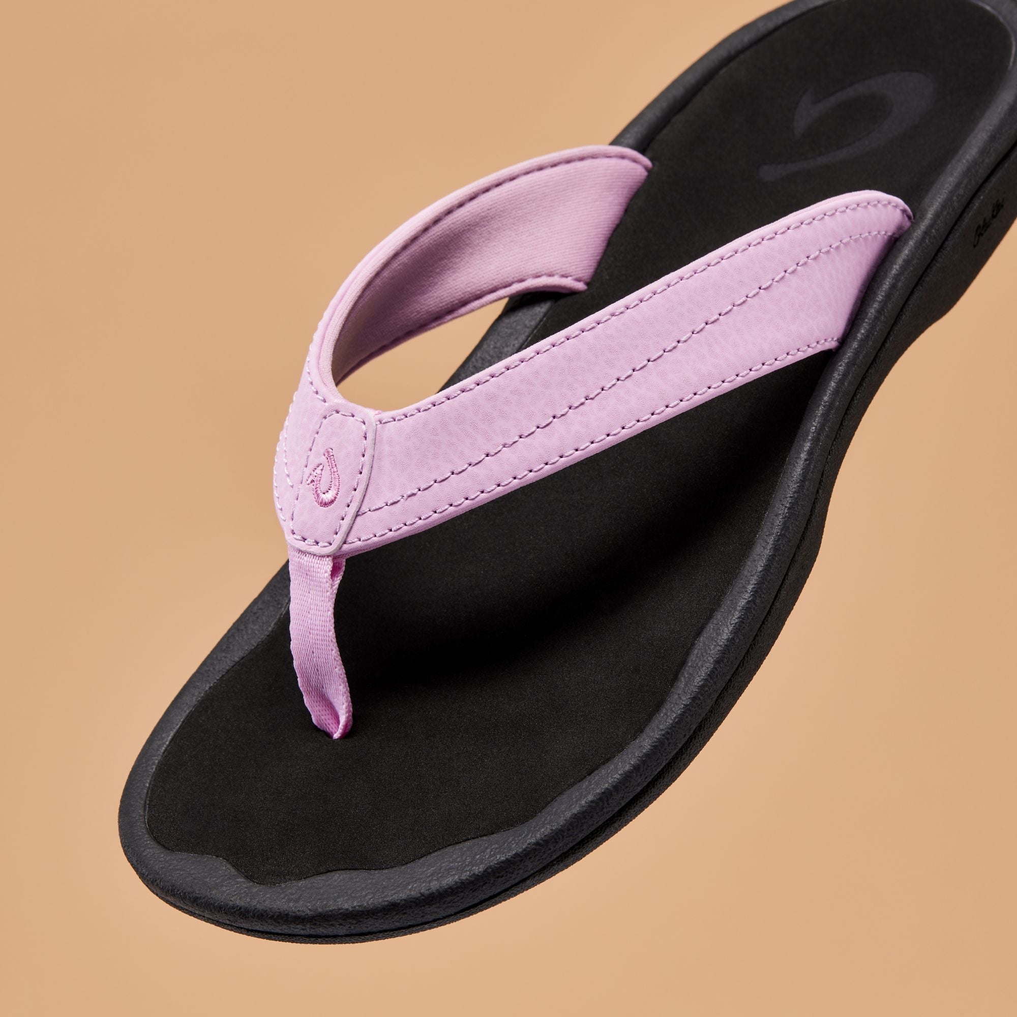 Ohana Women's Beach Sandals - Paradise Pink / Lava Rock | OluKai