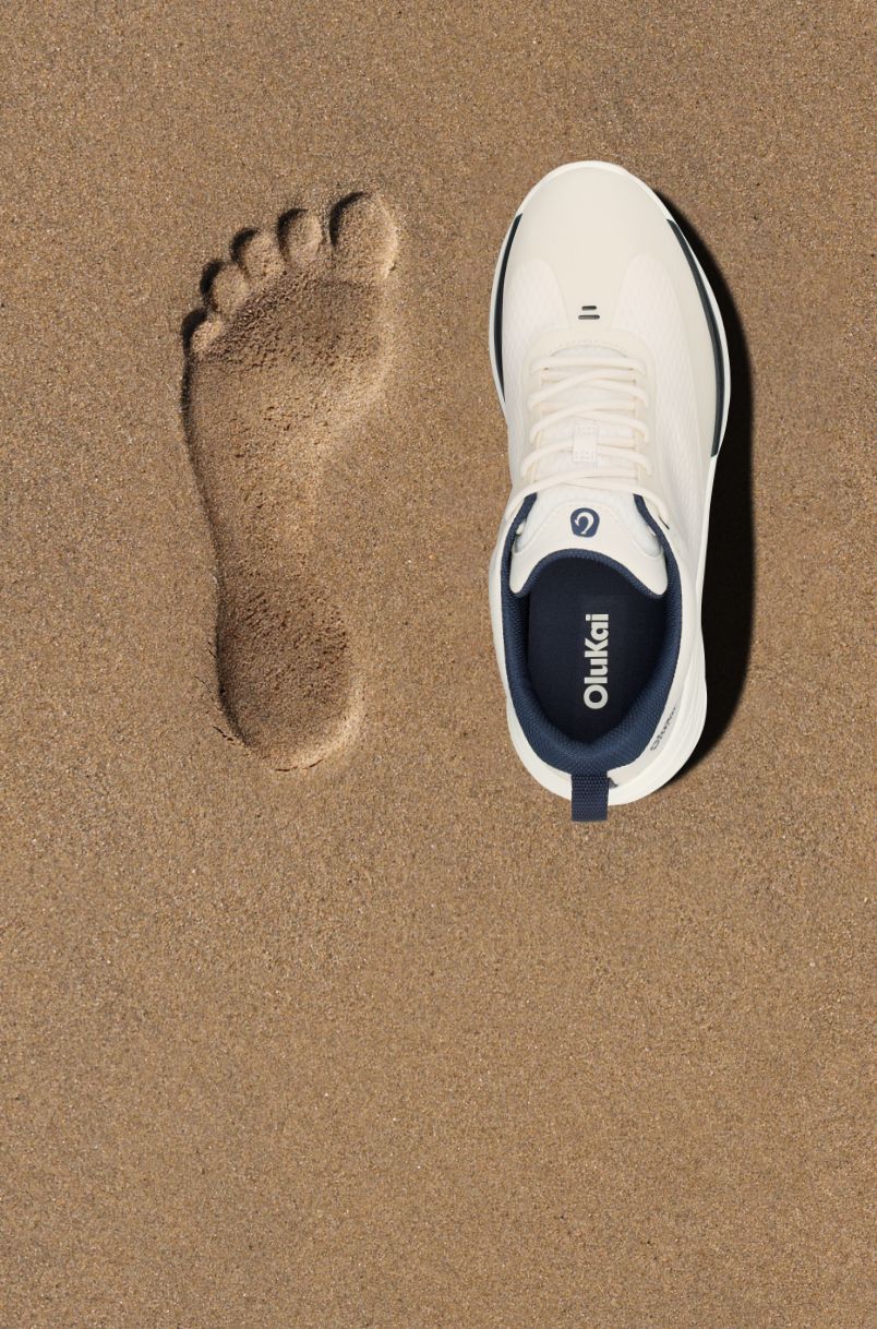 Hau‘ oli Mākena Men's Waterproof Golf Shoes - White Sand | OluKai