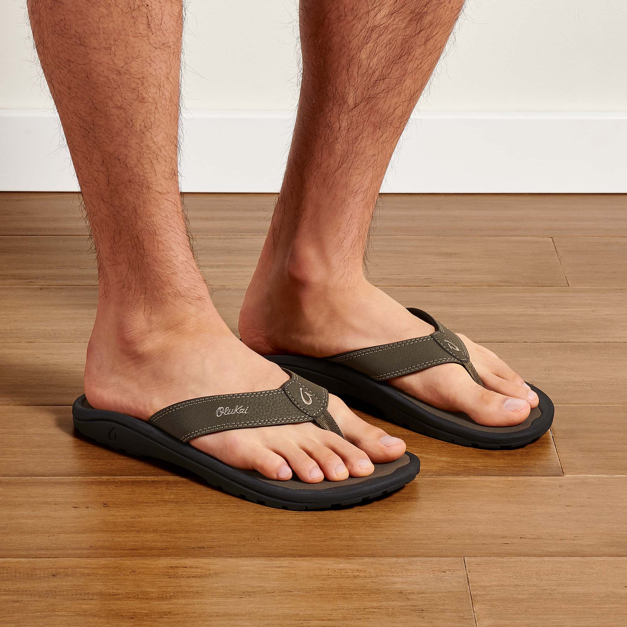 OluKai 'Ohana - Kona | Men's Beach Sandals – OluKai Canada