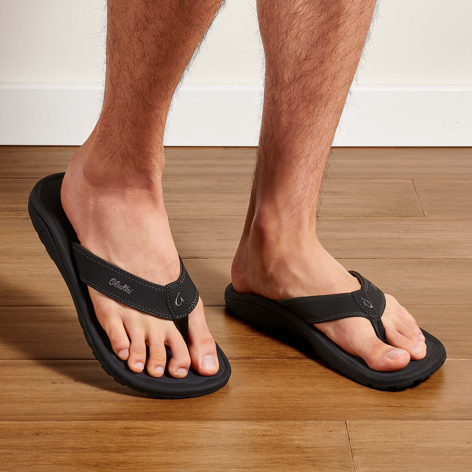 Where to buy olukai flip flops near me cheap